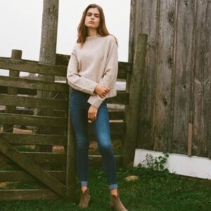 Joes Jeans- The Icon Mid Rise Skinny Crop